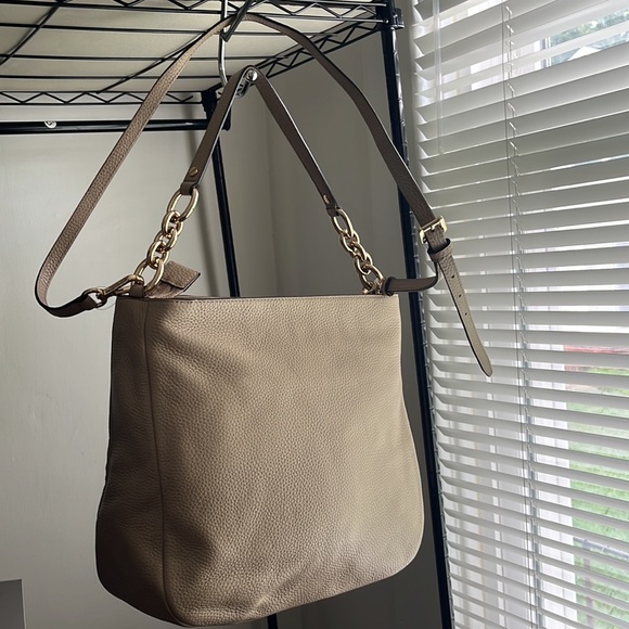 **sold elsewhere** NWT Michael Kors Convertible Strap Tan Leather Shoulder Bag - Picture 7 of 17